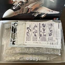 Tamiya 60308 132 F4J Phantom II US Marines Military Aircraft Model Kit New