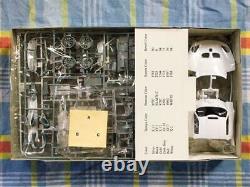 UT Model 124 Scale Porsche 911 GT1 EVO Automotive Plastic Model Kit Unassembled