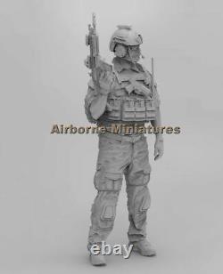 U. S. Special Forces operator 19 scale UNASSEMBLED 200mm