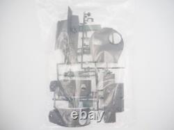 Unassembled Tamiya 1/25 German Army Heavy Tank Tiger I No. 11 Plastic Model