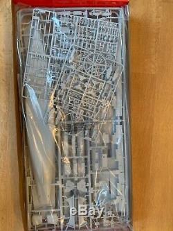 Vintage Airfix A14201 1/350 HMS Illustrious Ship Unassembled