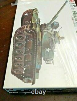 Vintage Bandai 1/24 US Army Medium Tank M60A1 Model Kit 4260 Partially Sealed