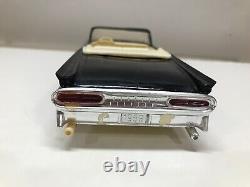 Vintage Original Amt 1/25 Scale 1959 Pontiac Conv. Promo